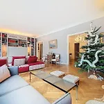 Premium Apartment Seine View And Eiffel Tower